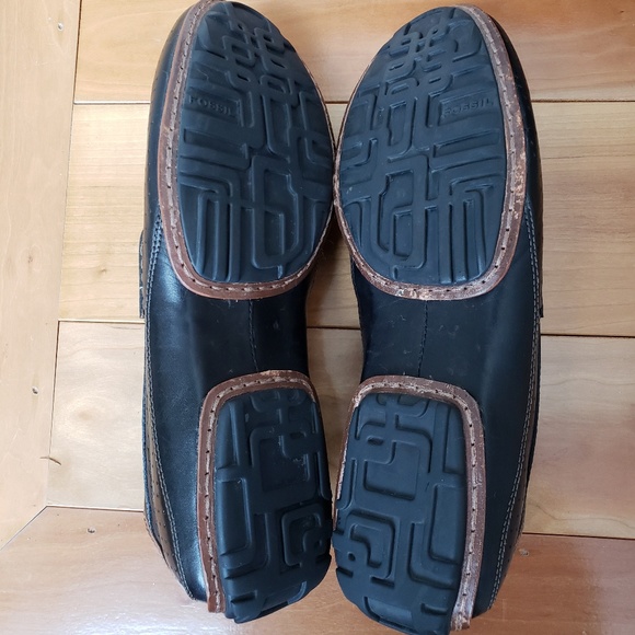 💥💥💥SOLD💥💥Authentic Fossil Perforated Loafers - Picture 6 of 8